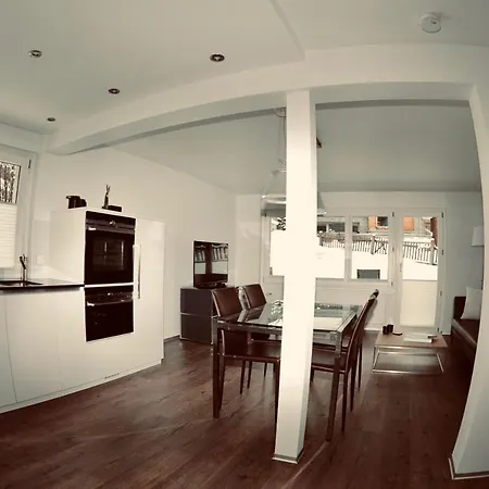 Emelie 4**** Appartement