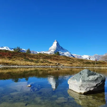 Διαμέρισμα Emelie 4****