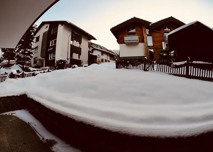 Emelie 4**** * Zermatt